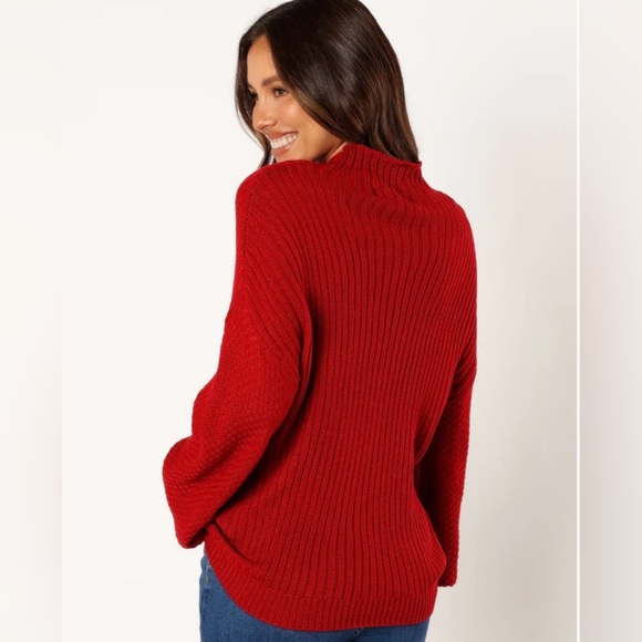 New Petal & Pup Lorelei Red Textured Knit Sleeve Turtleneck Sweater Size XS - Picture 6 of 13